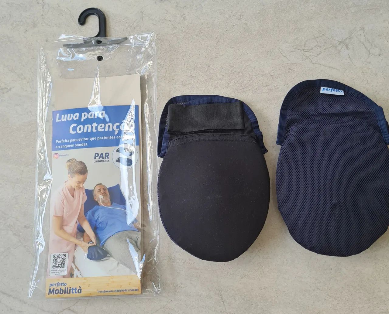 Luvas de contenção. 