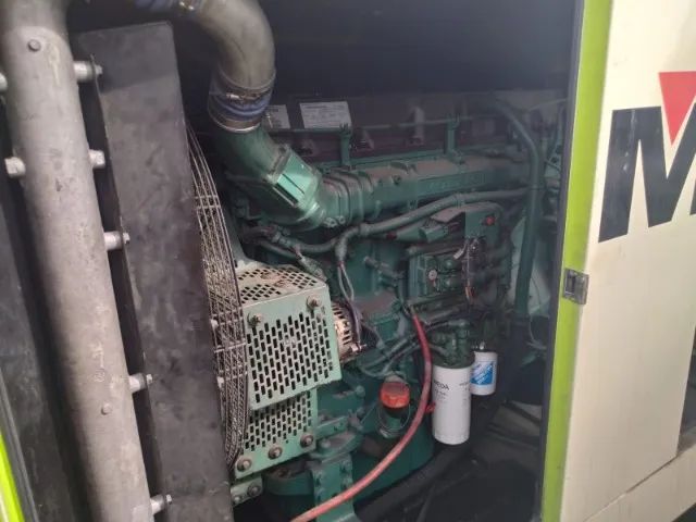 Gerador de Energia 450 KVA Pramac 2011 Motor Volvo Painel de Comando Digital - Foto 3