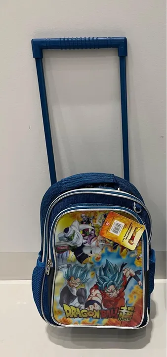 Mochila de rodinhas nova