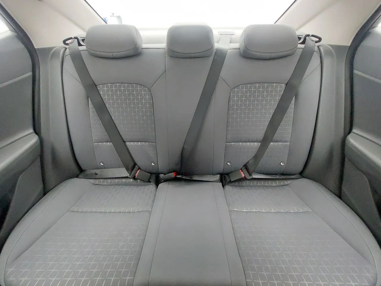 Hyundai HB20S Comfort 1.0 TB Flex 12V Aut., foto 18 de 18