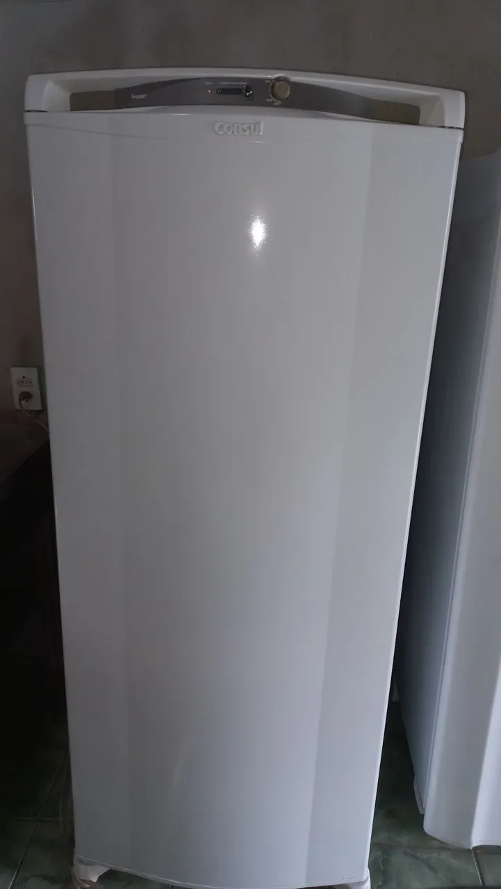 Freezer Consul Vertical