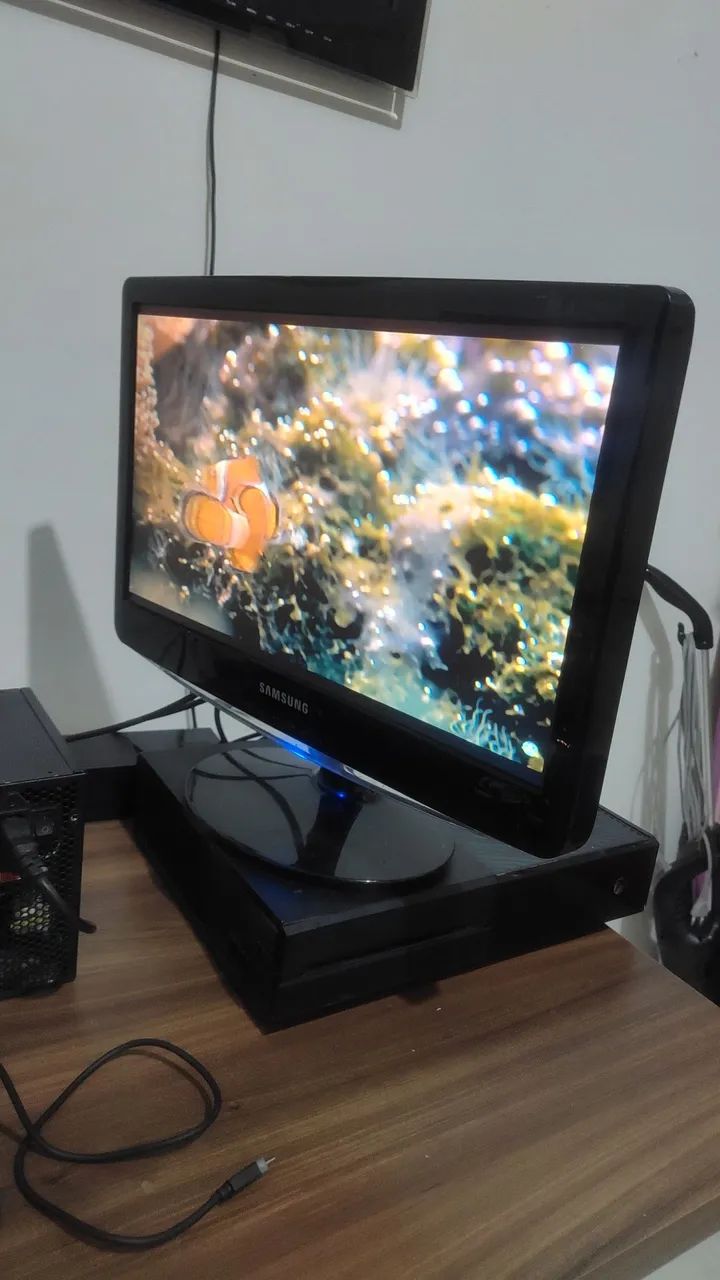 Monitor Samsung 17"64396507480323123