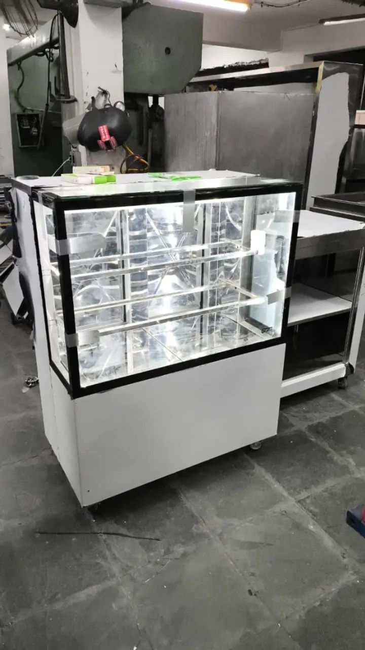 vitrine refrigerada padaria 