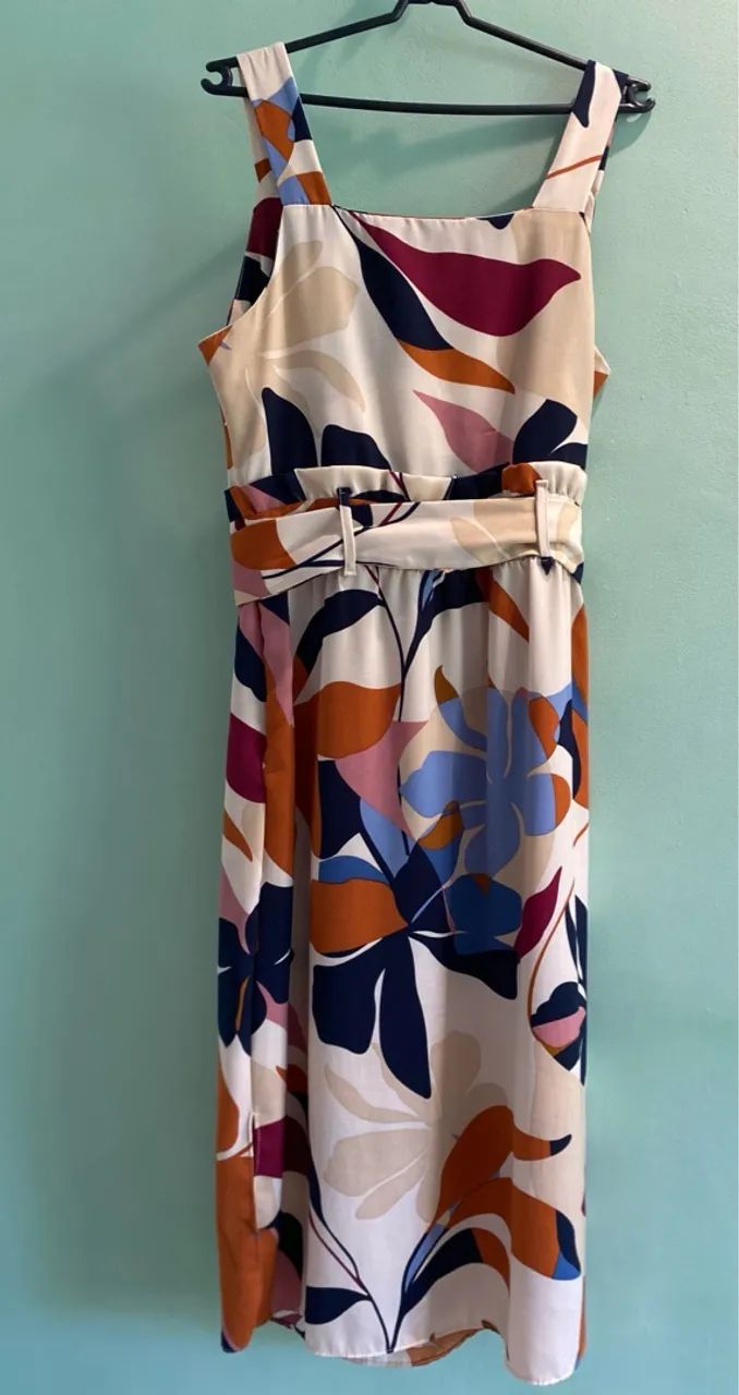 Vestido Floral Midi com Cinto TAM M - Foto 2