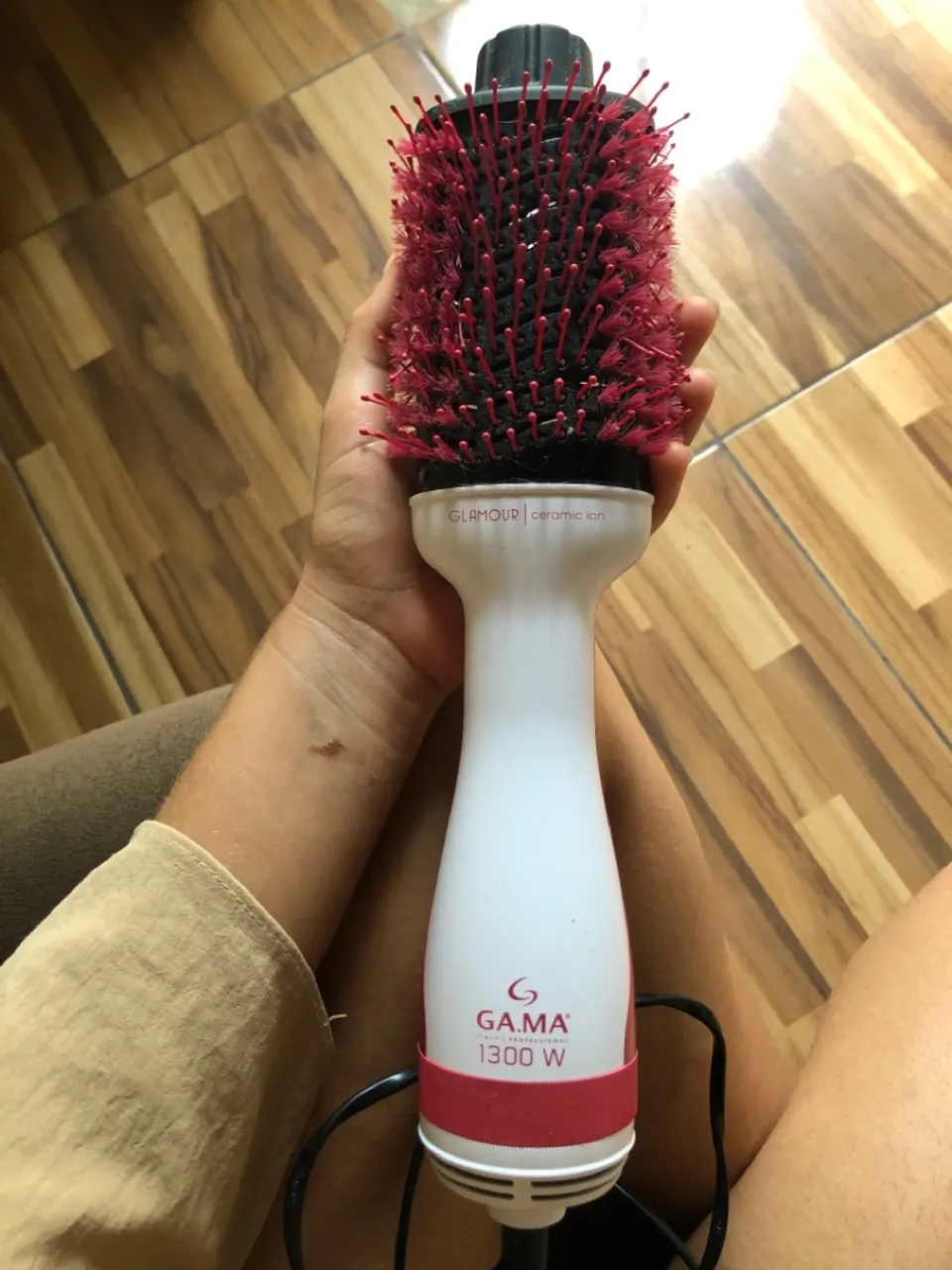 Escova Secadora Gama Glamour Ceramic Ion 1300W