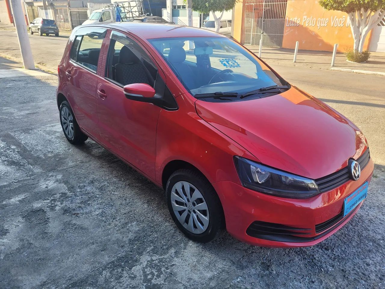 FOX 1.6 COMPLETO COM MANUAL E CHAVE RESERVA,ESTUDO TROCA POR MENOR VALOR. - Foto 2