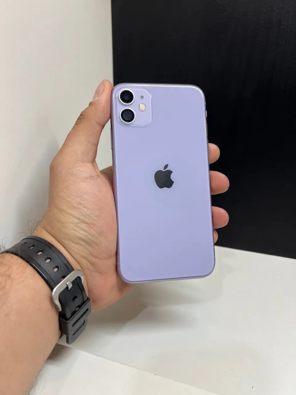 iPhone 11 - Roxo - 128GB - Impecável