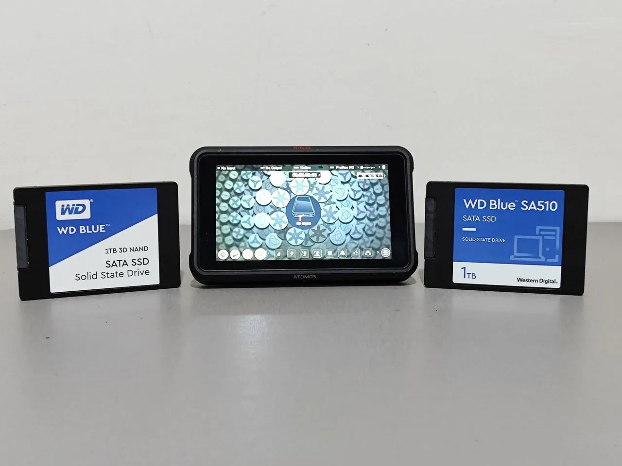 Monitor ATOMOS NINJA V 5 polegadas + 2 SSD 1TB + CASE - Foto 2