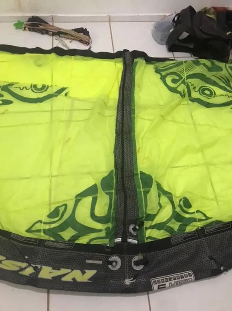 Kite Naish 9 metros com barra + mochila