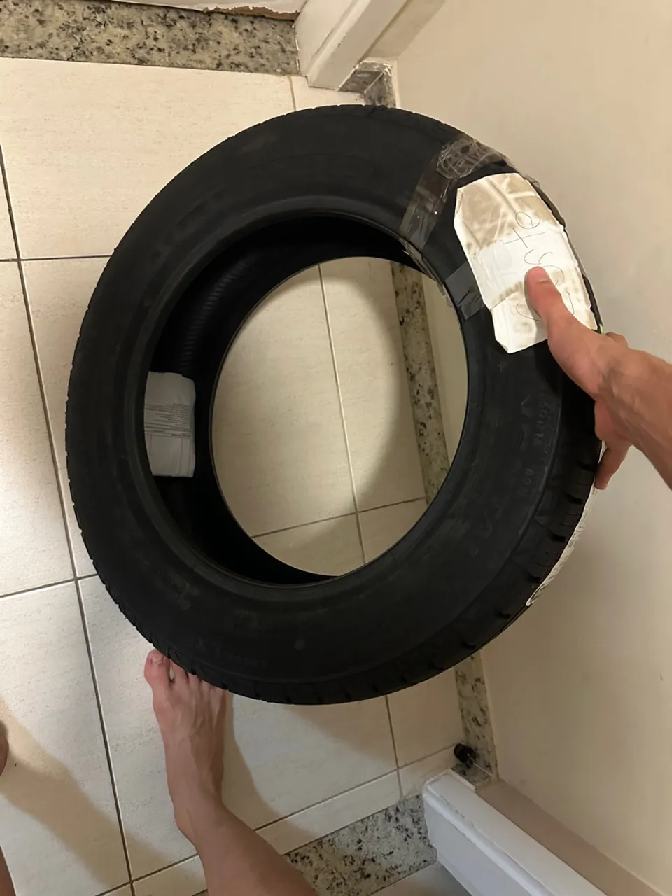 Pneu Continental Aro 16 ContiCrossContact LX 195/60R16 89H