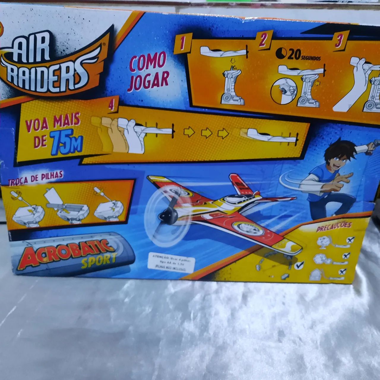 Avião de brinquedo com hélice - Foto 2