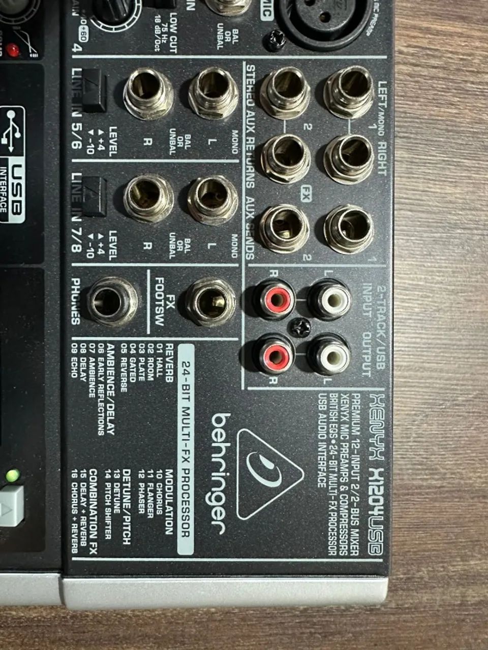 BEHRINGER XENYX X1222USB 中古（一部難あり） べリンガーXENYX X1222USB BEHRINGER XENYX X1222USB 中古（一部難あり