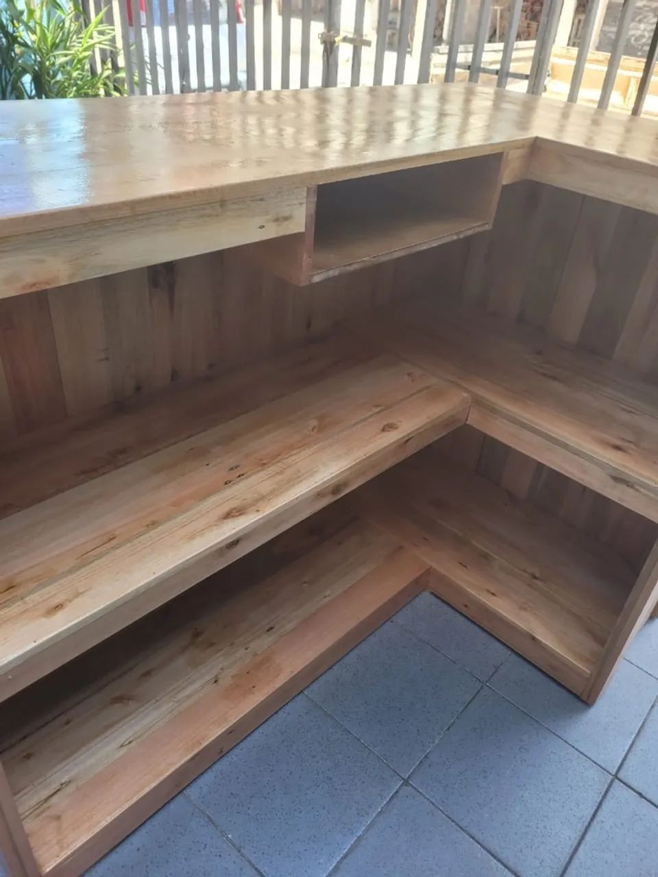 Balcão de pallet em L - Foto 2