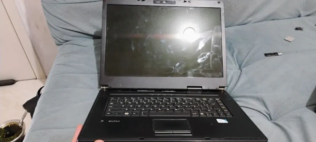 Notebook itautec - Foto 2