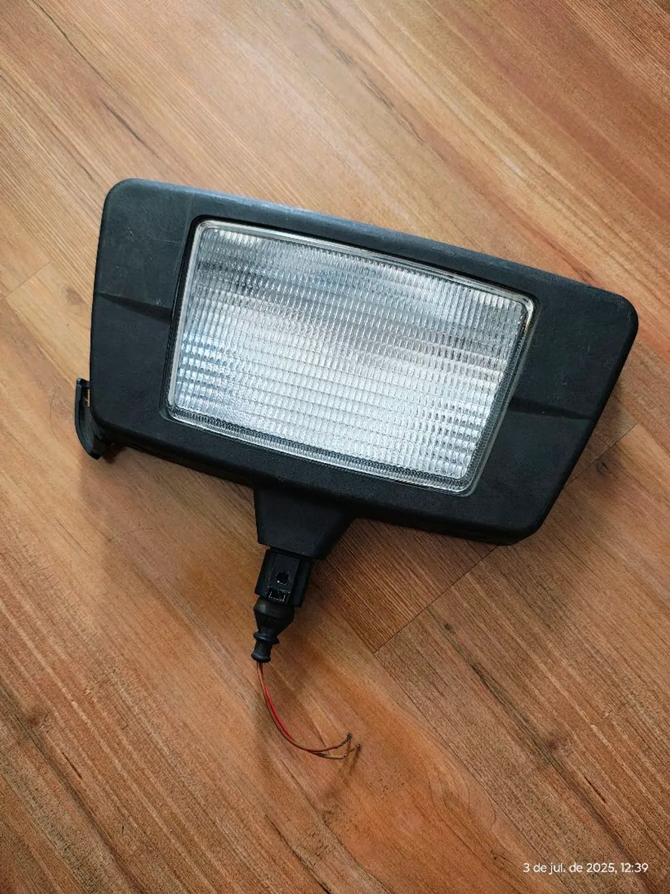 Farol Auxiliar Traseiro Mercedez