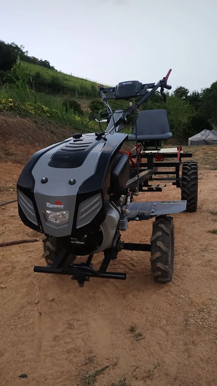 Vendo ou troco micro trator 11cv diesel com rosadeira rotativa e reboque regulador  - Foto 2