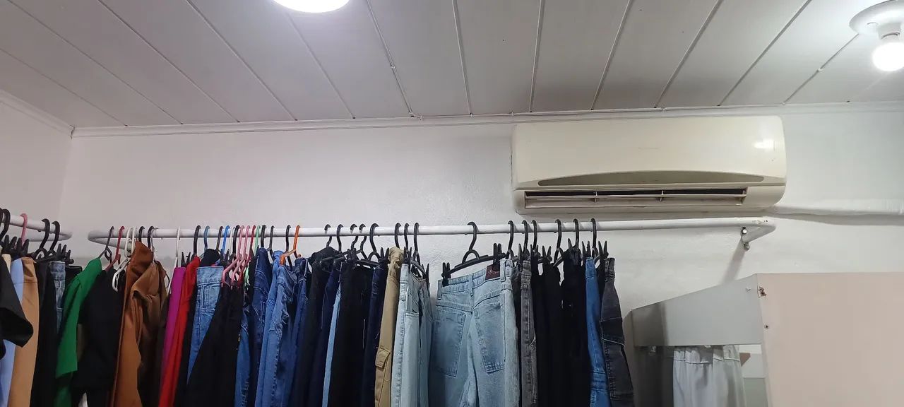 Vendo itens para loja de roupas  - Foto 5