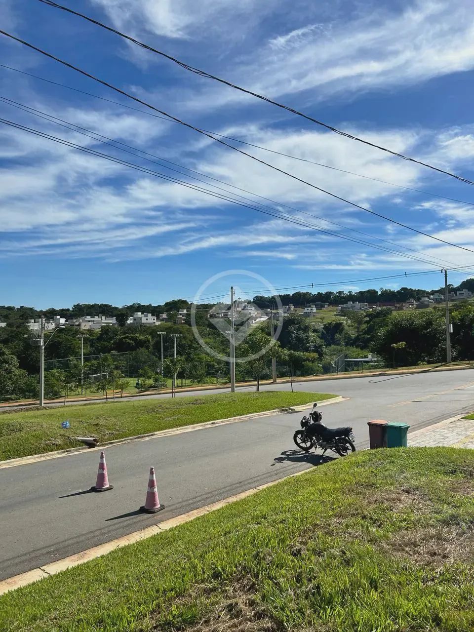 REF: OFFICE2424 Terreno no condomínio Jardins Porto, com 300m², Senador Canedo-GO codigo:  - Foto 3