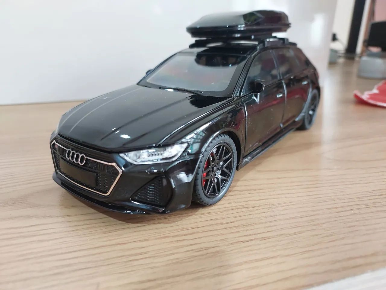 Audi rs6 1:24 luz e som - Foto 4