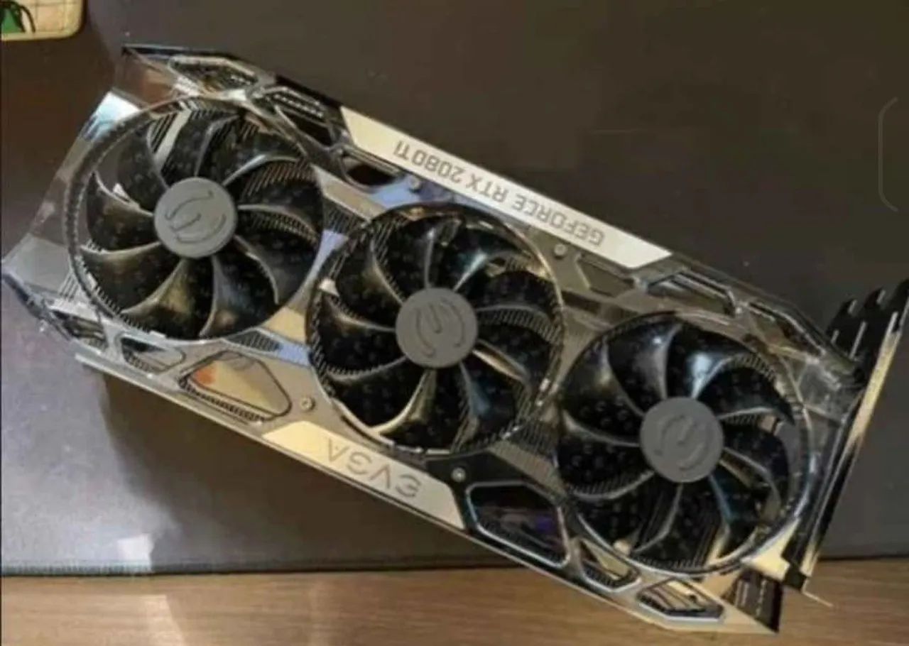 Rtx 2080 T.I. Evga FTW3 - Foto 4