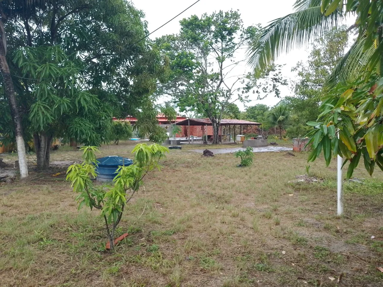 Vende um sítio,troca ou alugar pra finais de semana