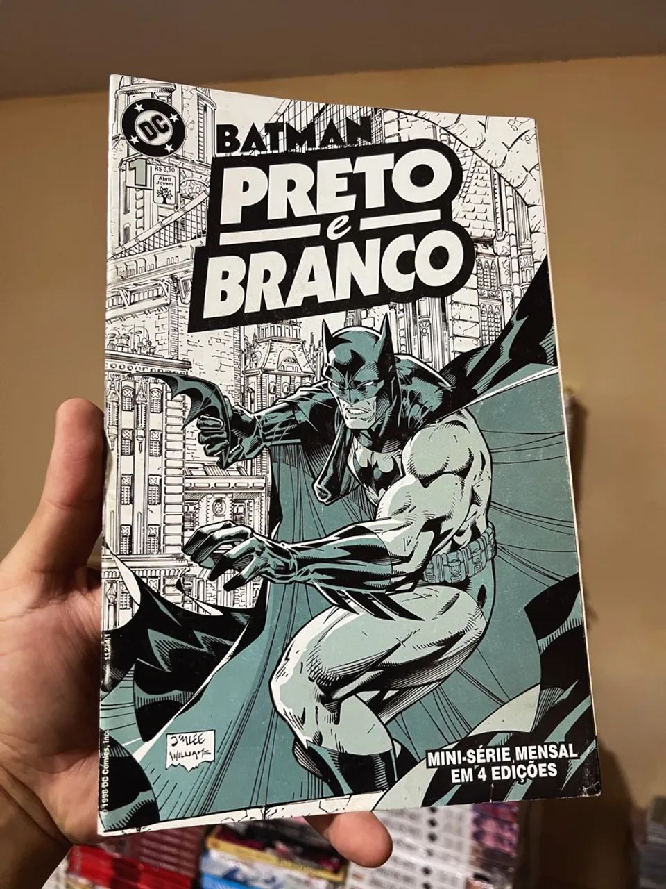 Batman Preto e Branco 4 edições completa editora abril ano 1998 - Foto 2