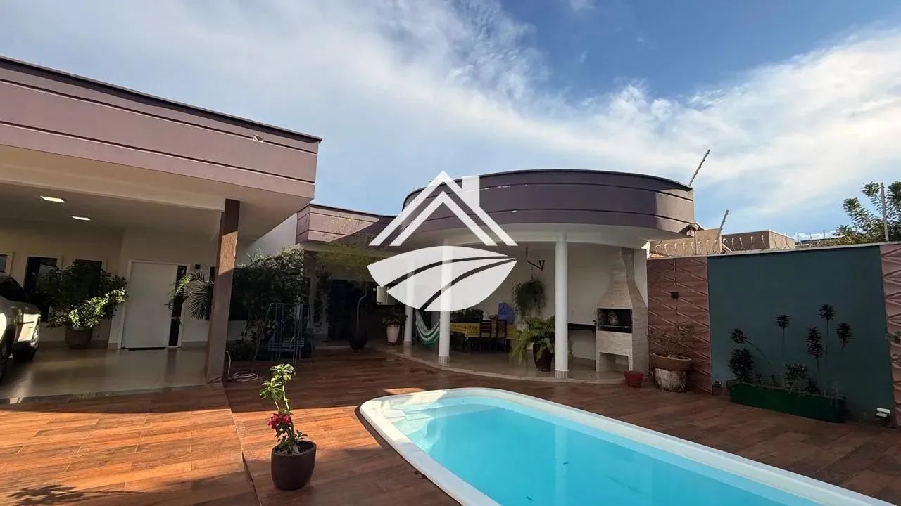 Casa para Venda em Palmas, Plano Diretor Sul, 3 dormitórios, 3 suítes, 5 banheiros, 3 vaga