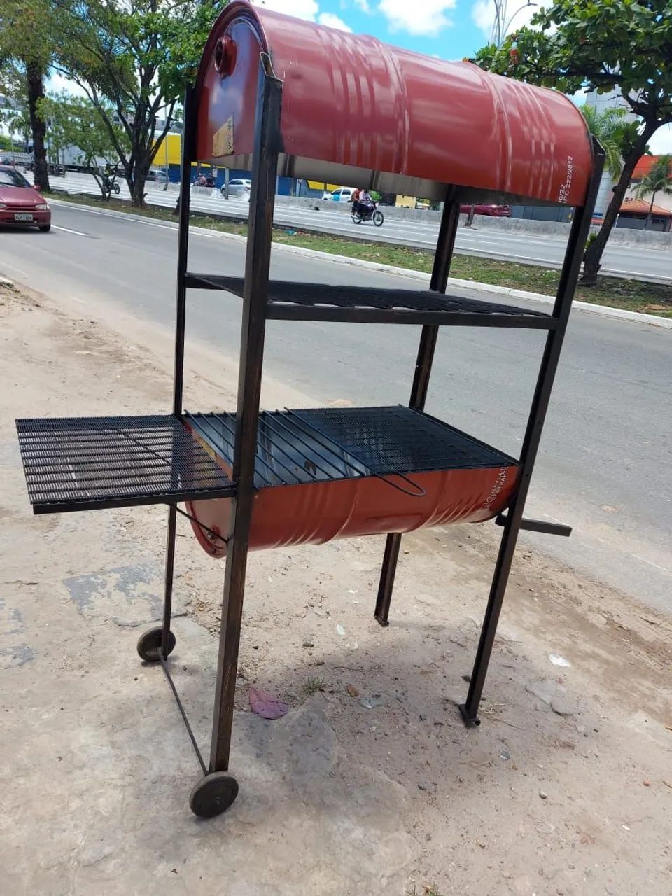 Churrasqueira de rodinha