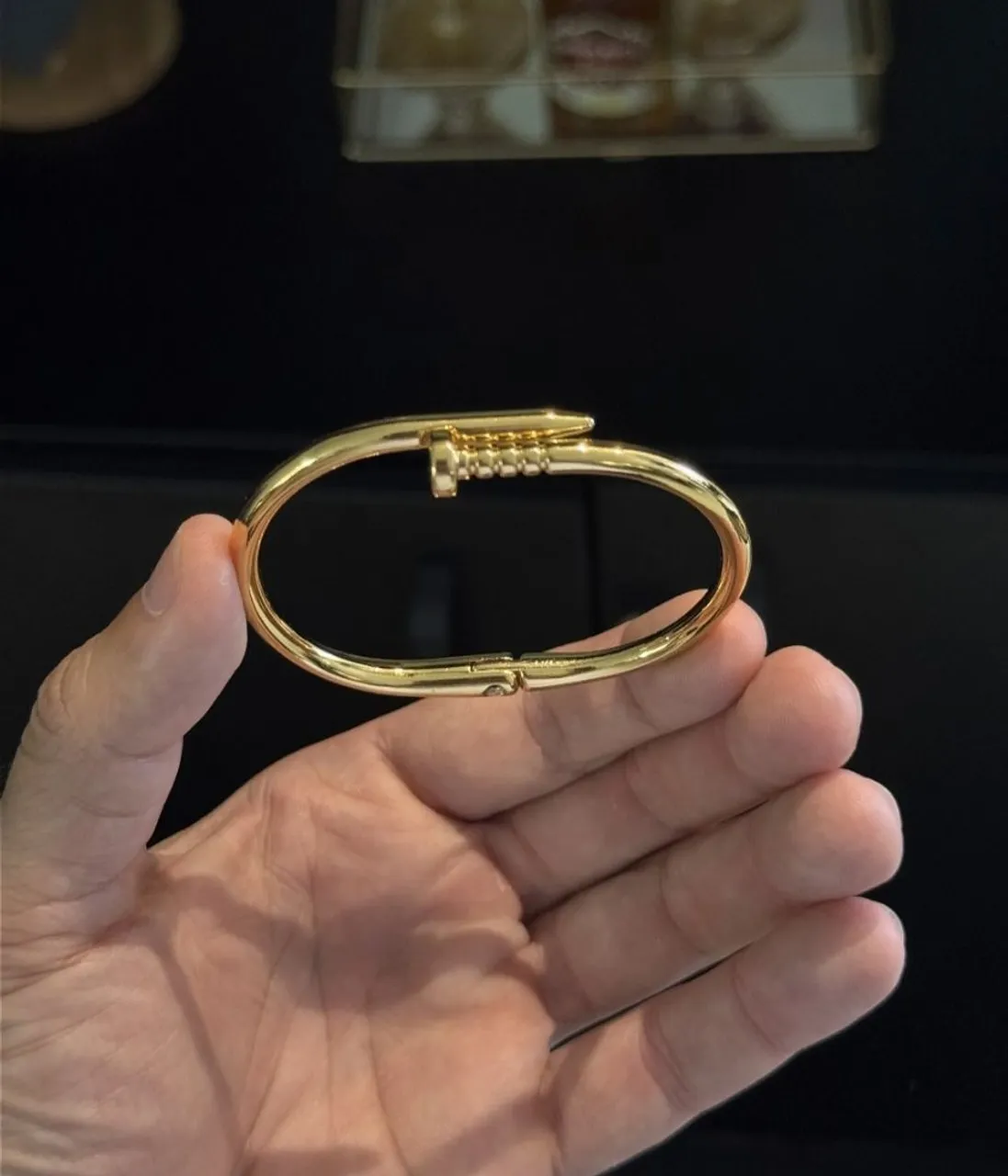 Bracelete Prego 18k - Elegância e Estilo!