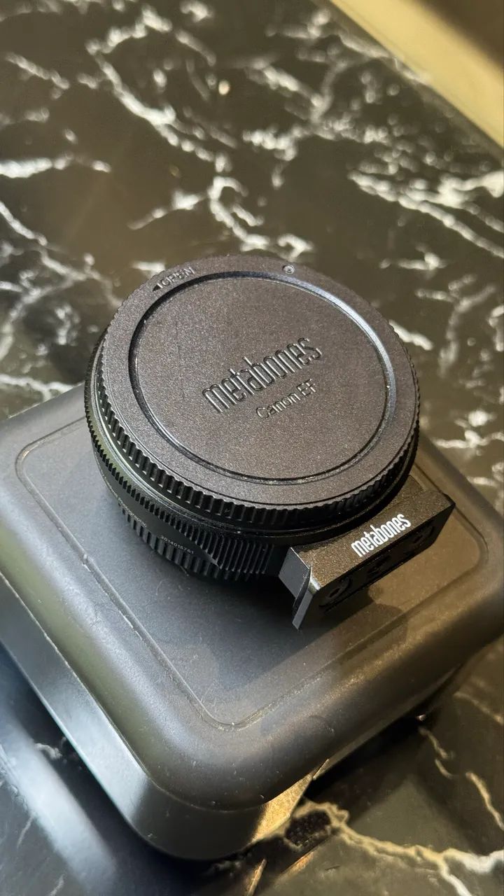 Metabones Speed Booster ULTRA 0.71x EF para Micro 4/3 (EF-MFT) - Gh6/Gh7/Blackmagic - Foto 4