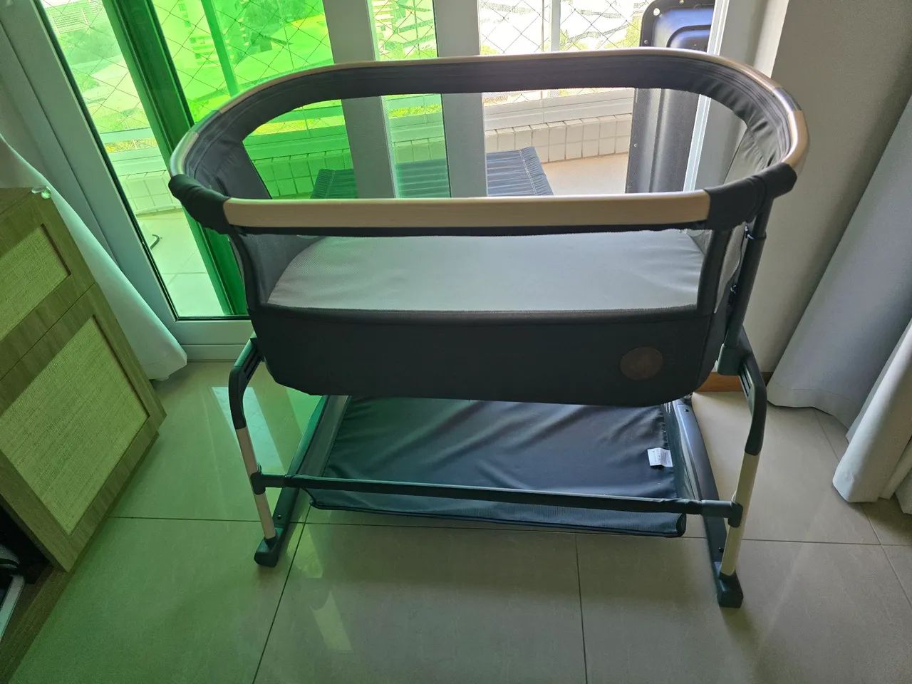 Berço cobed iora air Maxi Cosi muito novo