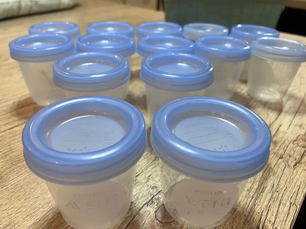 Kit de potes para armazenamento de leite materno Avent - 14 peças - Foto 4