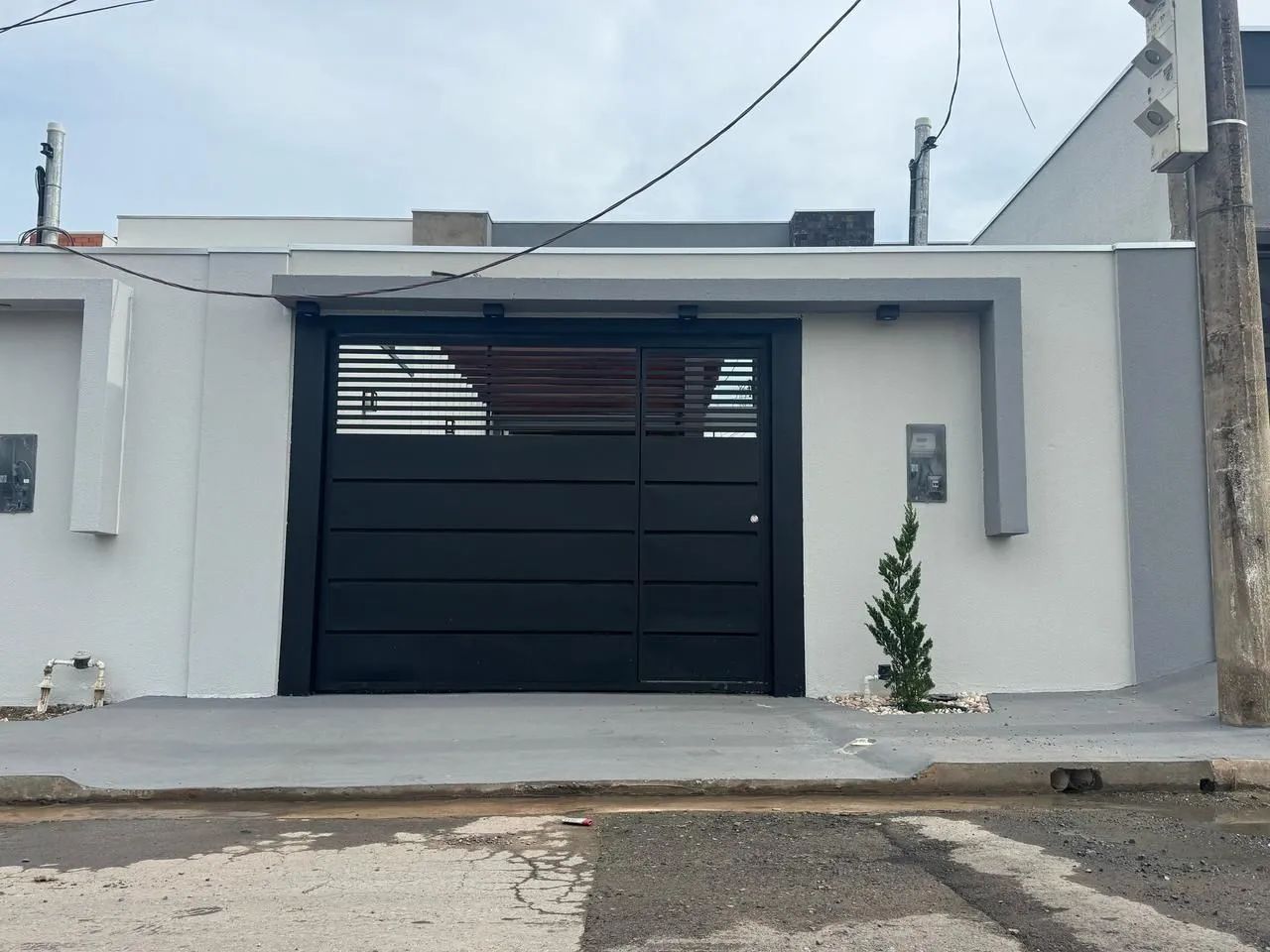 Vende-se belíssima casa no bairro Jardim Universitário em Cuiabá MT  - Foto 5