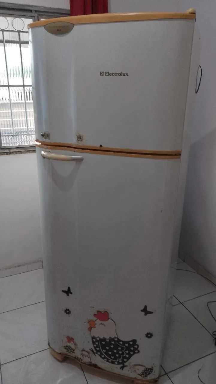 GELADEIRA GRANDE 470 LITROS FUNCIONANDO 