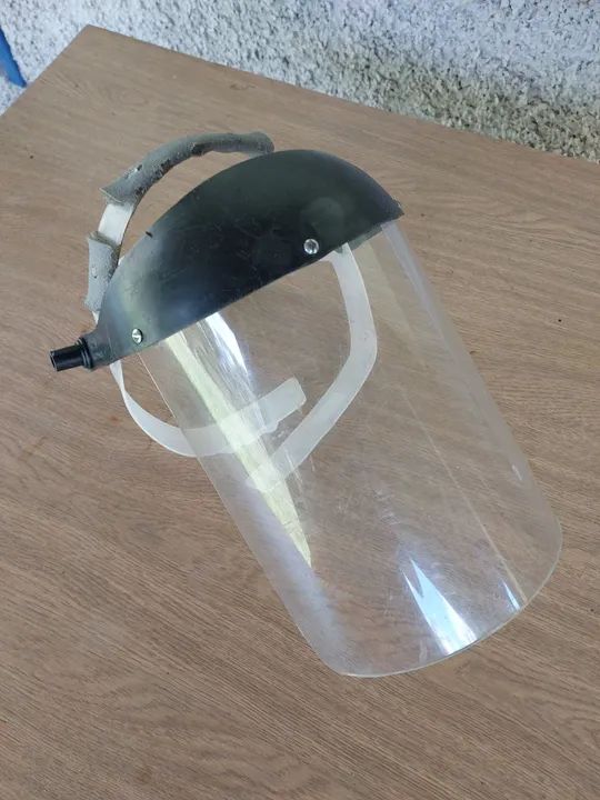 Máscara de proteção de acrílico 