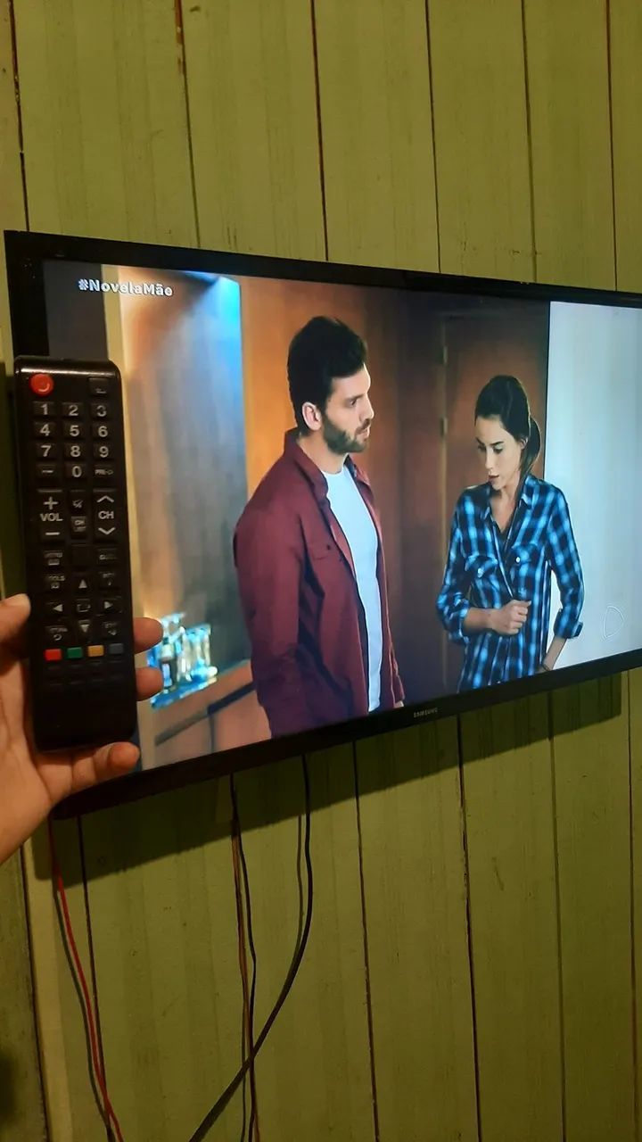 TV Samsung 32 Smart + Suporte - Foto 3