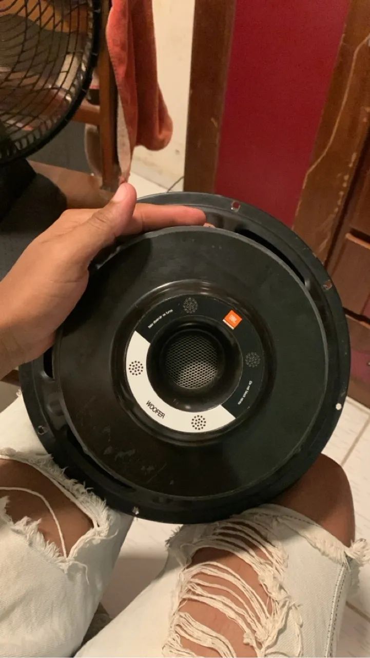 Vendo ou troco em iPhone (caixa trio Aparelhos de Som