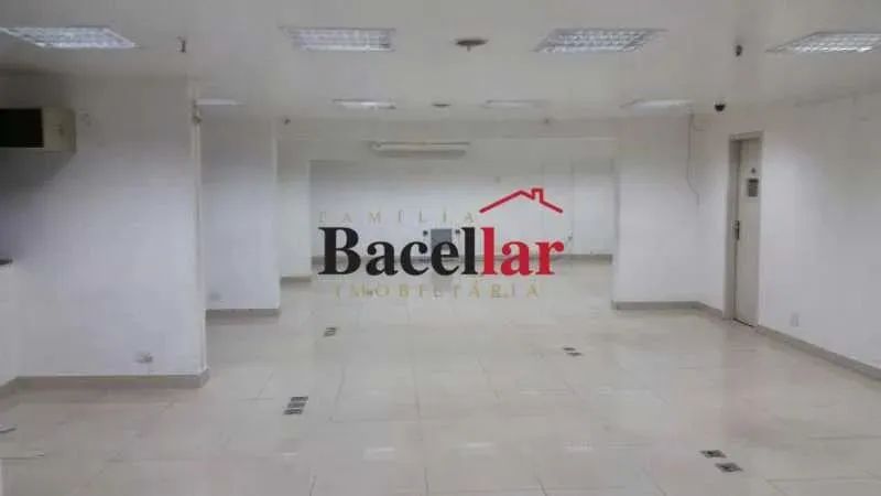 Andar com vista magnifica com vaga na escritura no centro do RJ - Foto 2