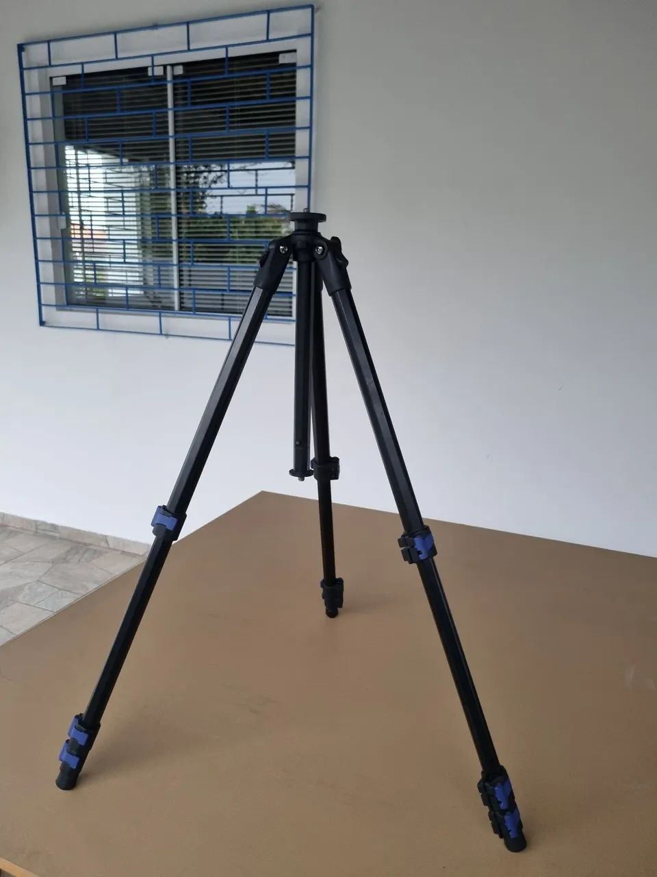VENDO Tripés para câmera + 1 Bolsa de Transporte - Foto 4