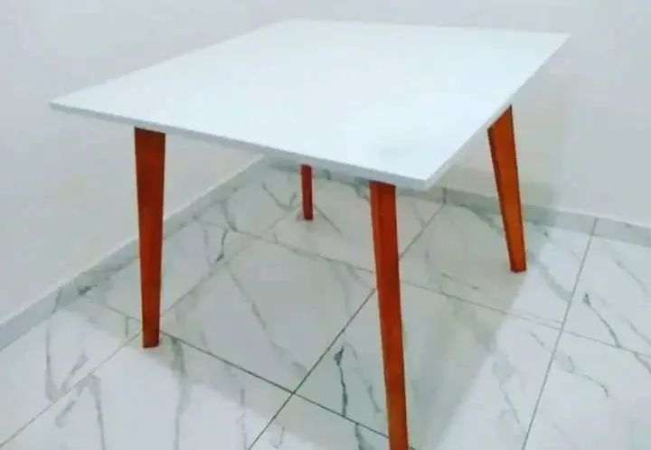 Mesa Quadrada 