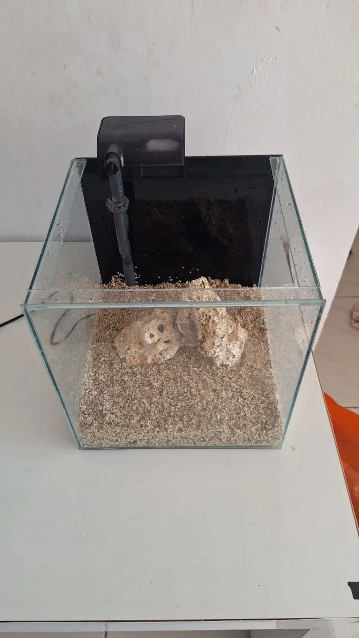 Aquário com bomba, substrato e rochas marinhas  - Foto 2