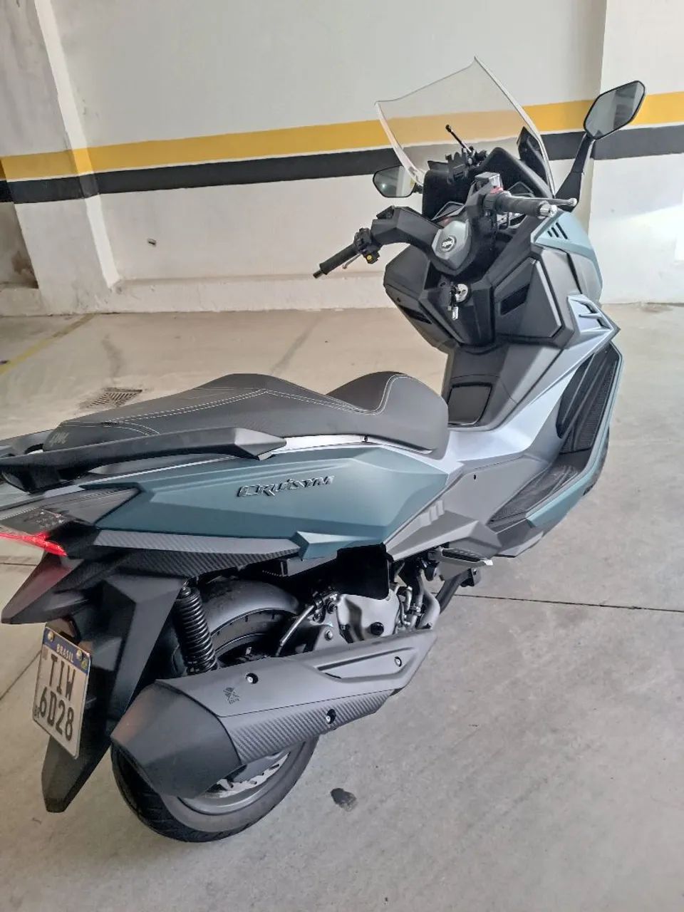 Linda scooter Cruissym 2025  com 1500 km coe verde . - Foto 6