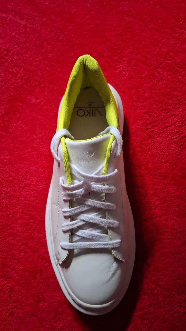 Tênis 38 branco com amarelo neon VIKO  - Foto 5
