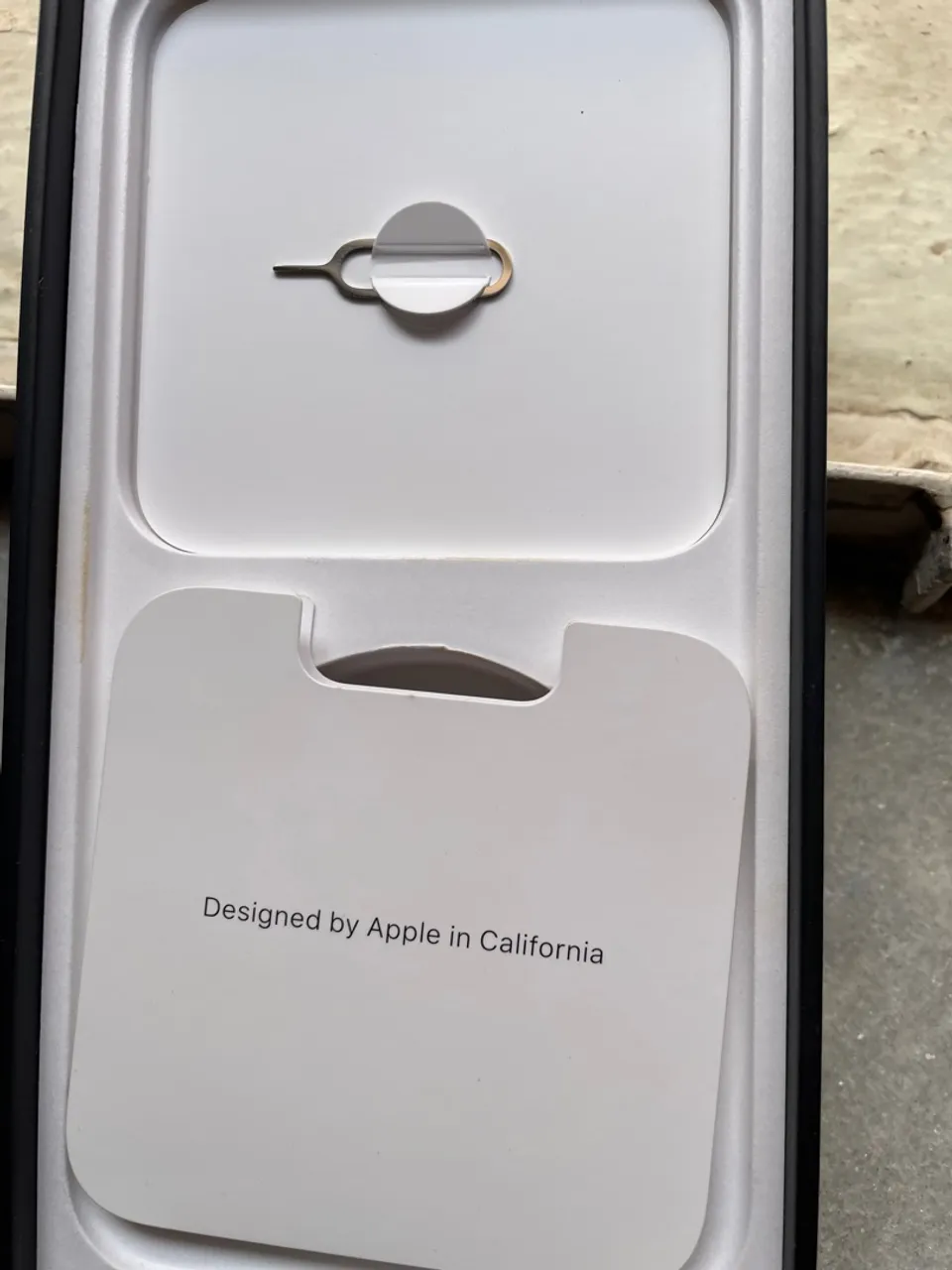 Vendo caixa de iPhone 12 Pro Max