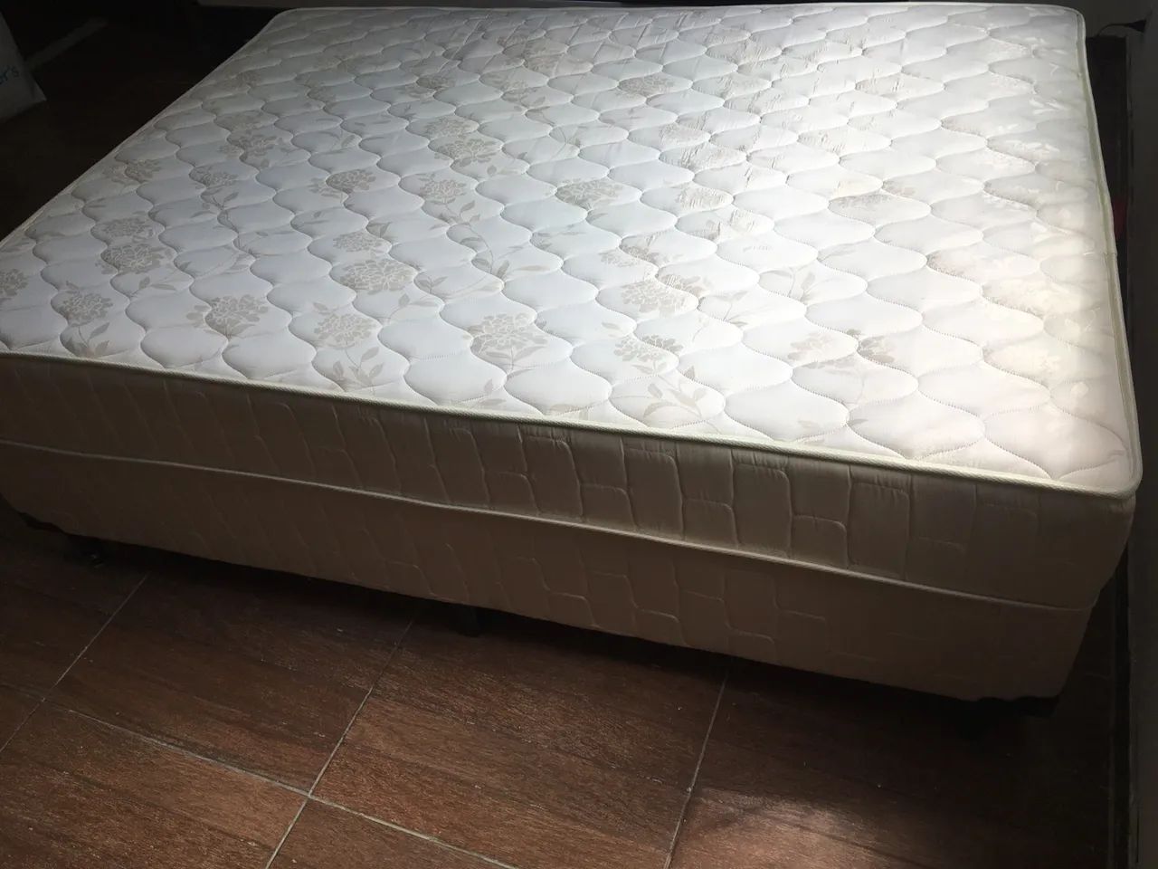 cama box queen umaflex