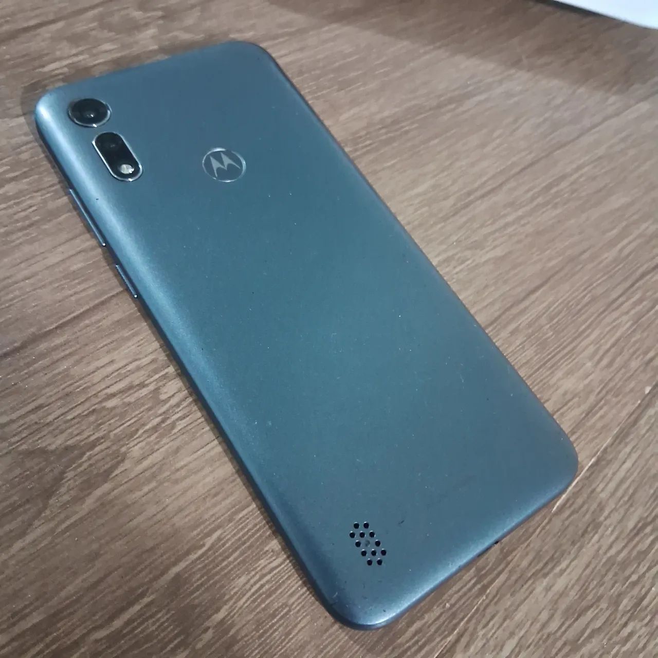 Moto e6i usado