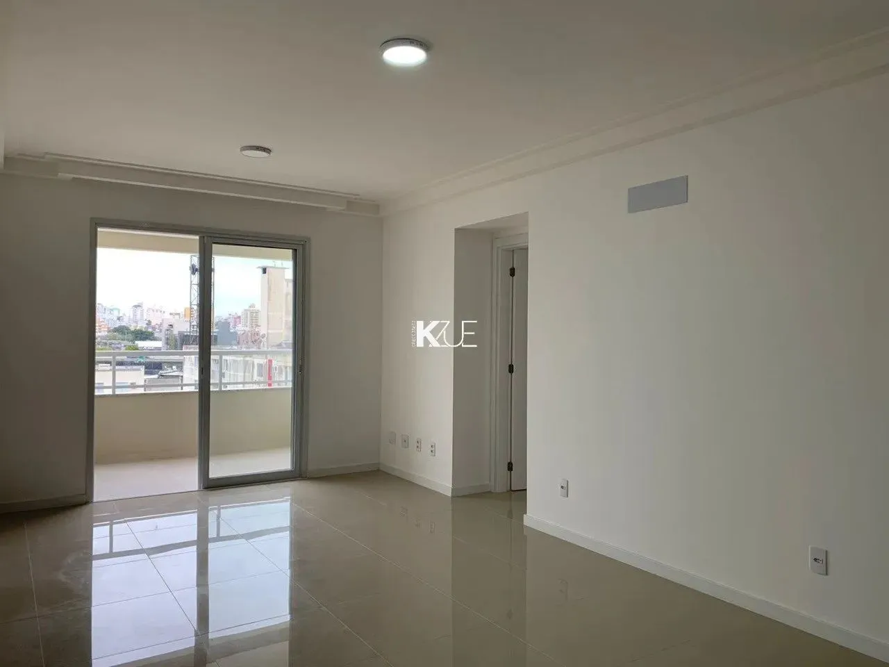 Apartamento 03 domitórios para locação no Abraão em Florianópolis SC