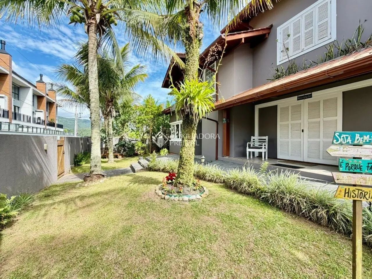 Casa em localização privilegiada na Lagoa da Conceição, Florianópolis. - Foto 2