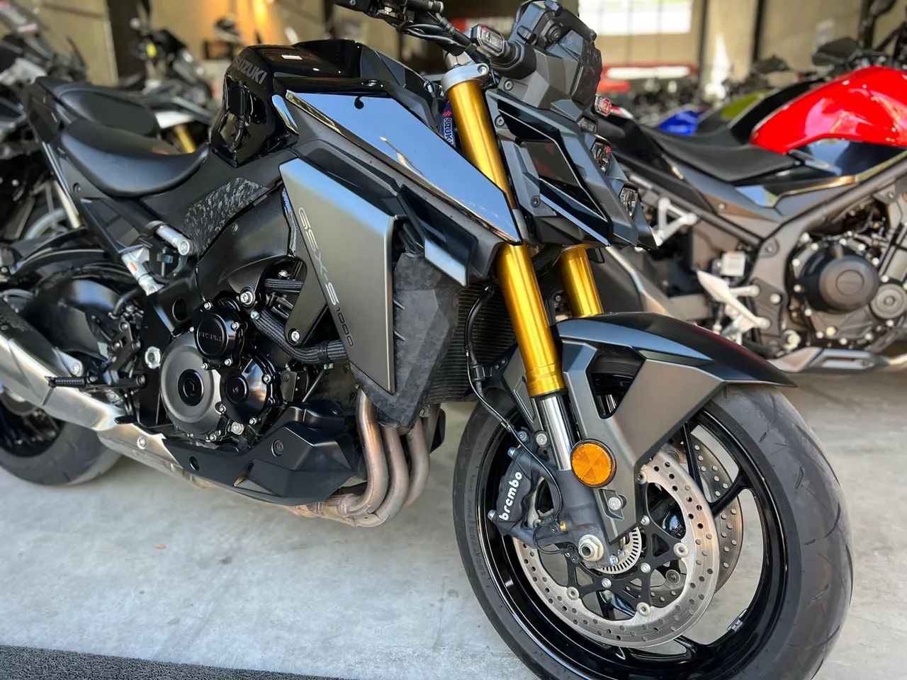 Suzuki GSX-S 1000 - Foto 2