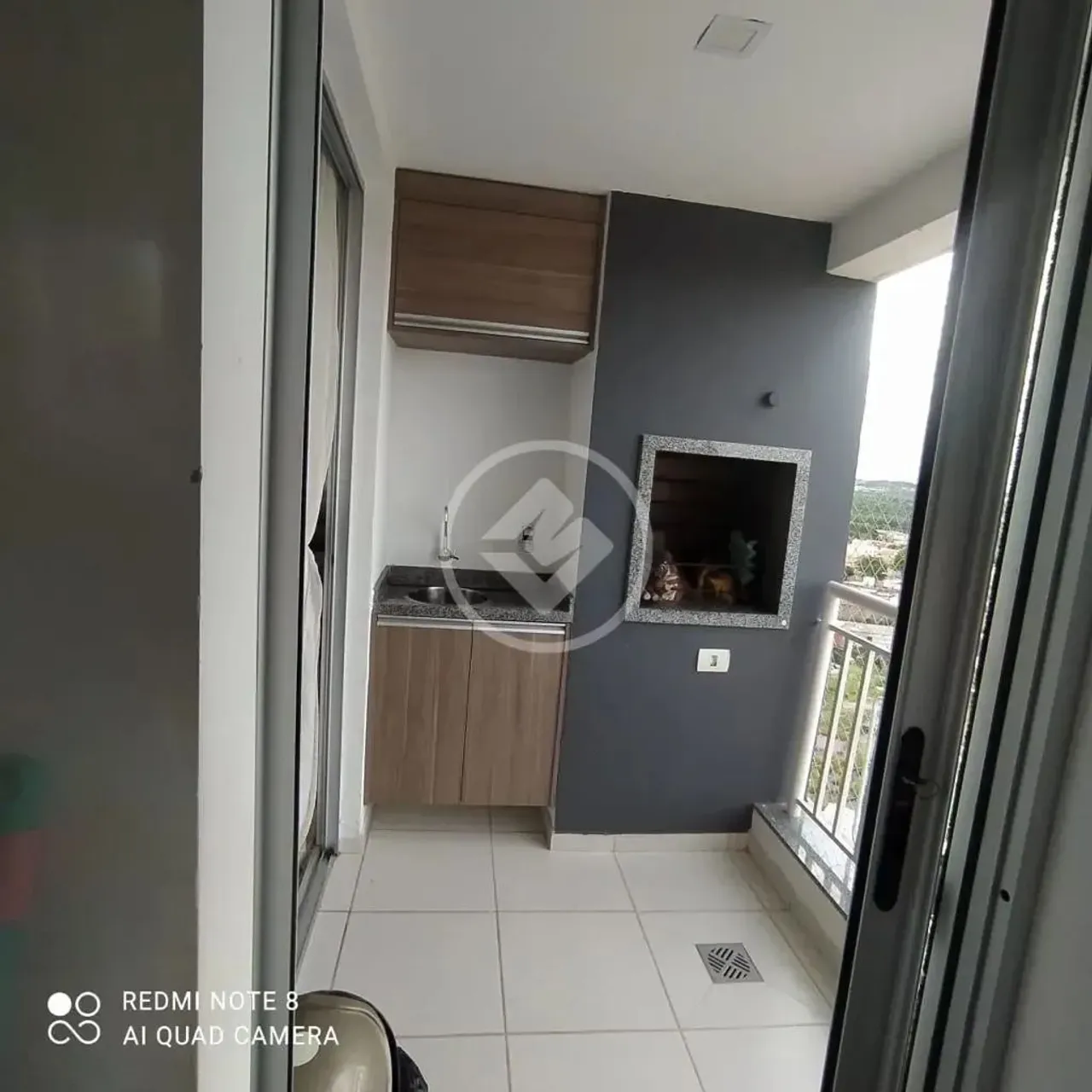 Apartamento no Garden Monte Libano com 2 quartos sendo 1 suite sala ampla e espaçosa com c